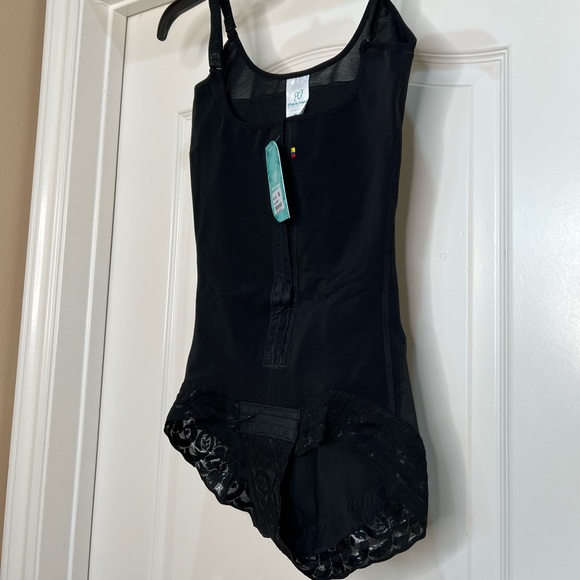 NWT Black Cheeky Colombian Shapewear faja - Picture 6 of 11